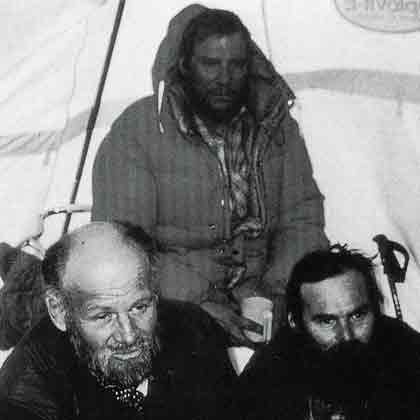 
K2 First Ascent South Face 1986 - Kurt Diemberger, Jerzy Kukuczka, Janusz Majer - The Endless Knot book
